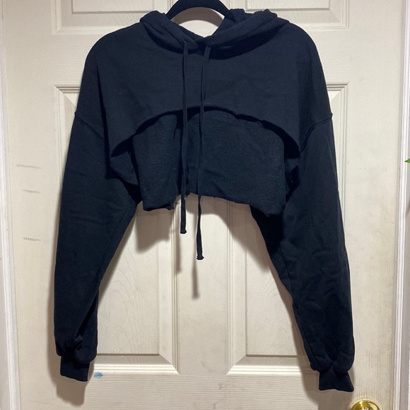 Black cutoff sweatshirt